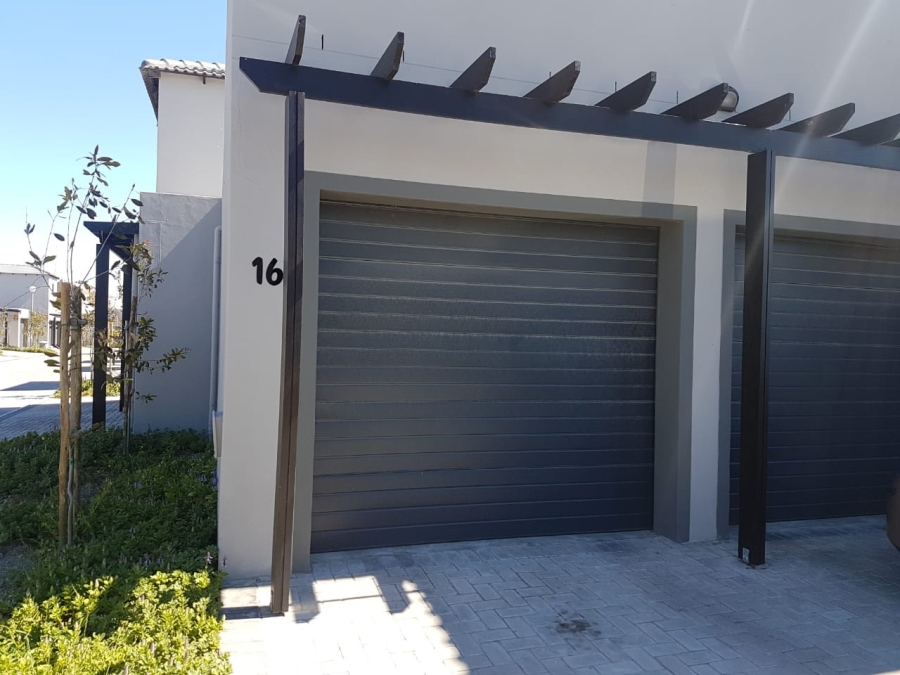 To Let 3 Bedroom Property for Rent in Parklands North Western Cape